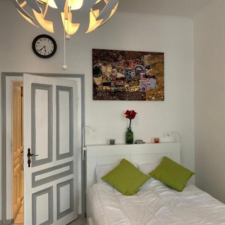 Centrally & Comfortable Wina Bagian luar foto