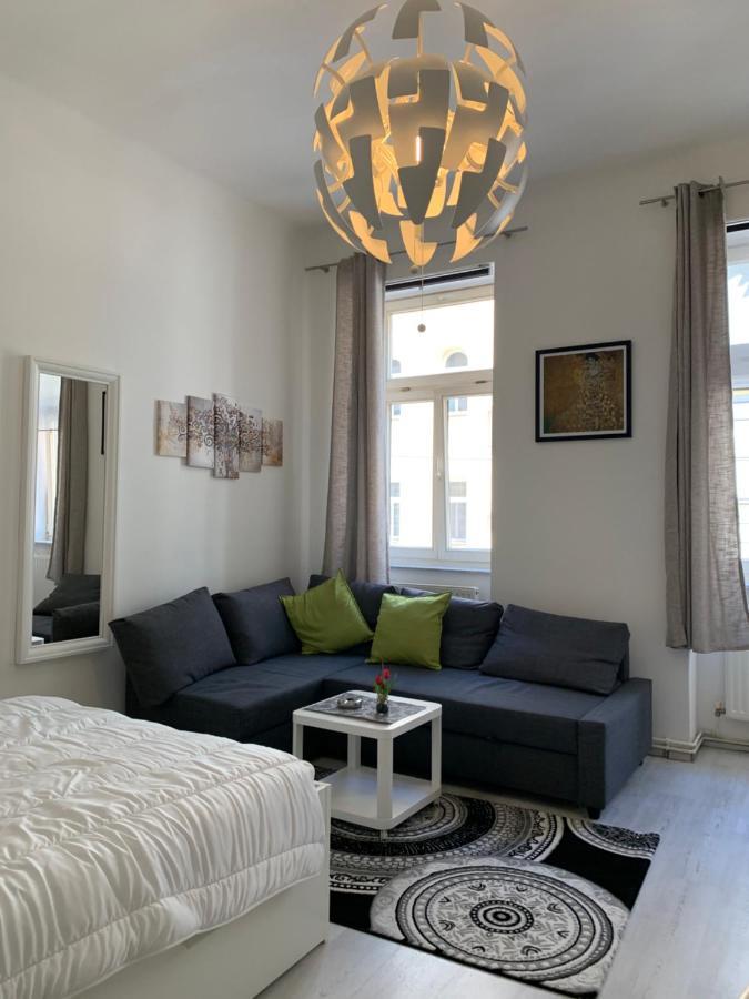 Centrally & Comfortable Wina Bagian luar foto